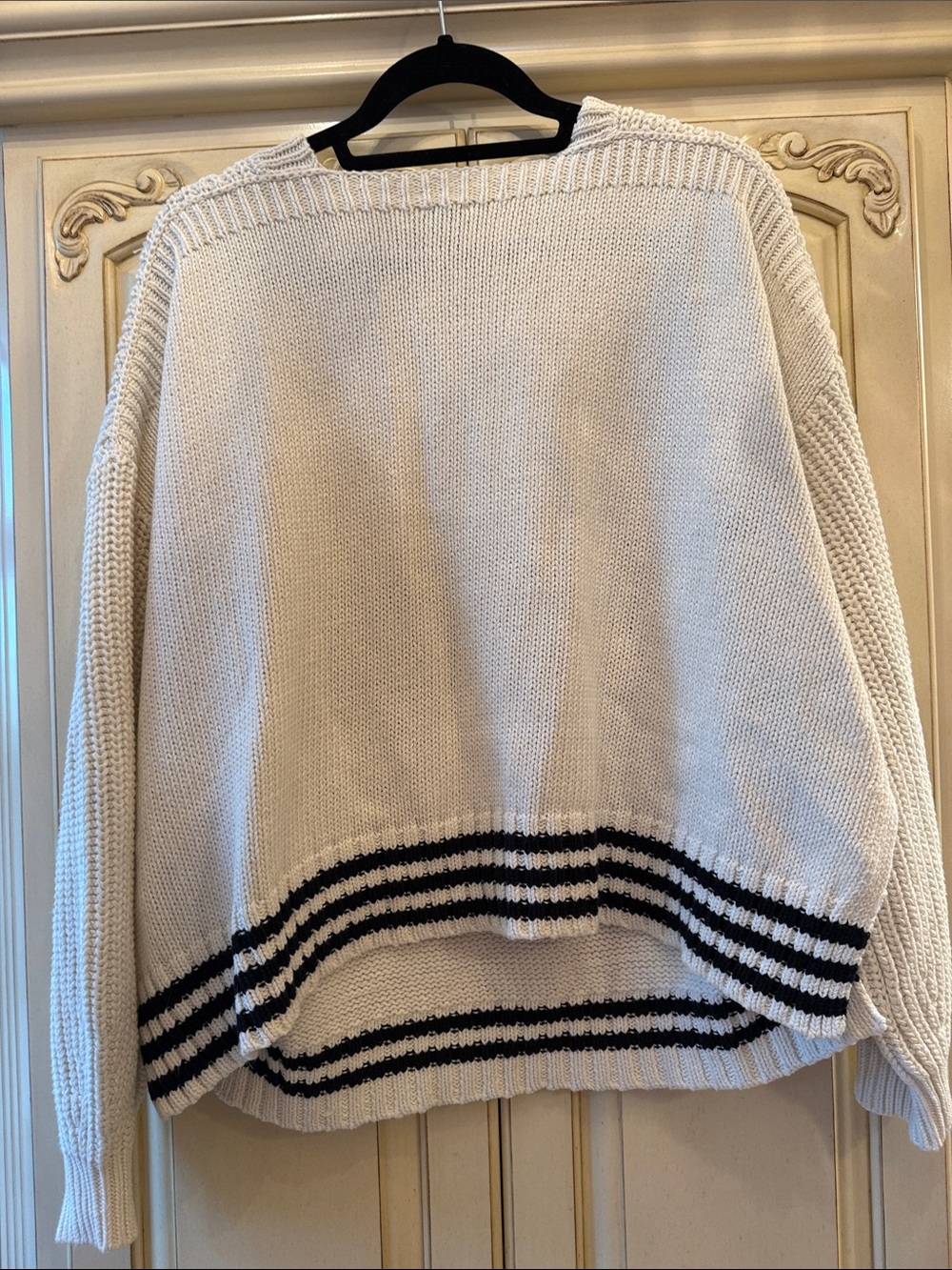 NWT- Maeve Cream V‑Neck Knit Sweater “catch of Day” sz M - Picture 5 of 6